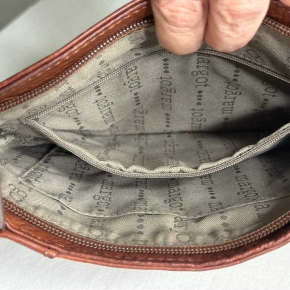 Margot Chestnut Leather Crossbody Bag - Picture 9 of 10